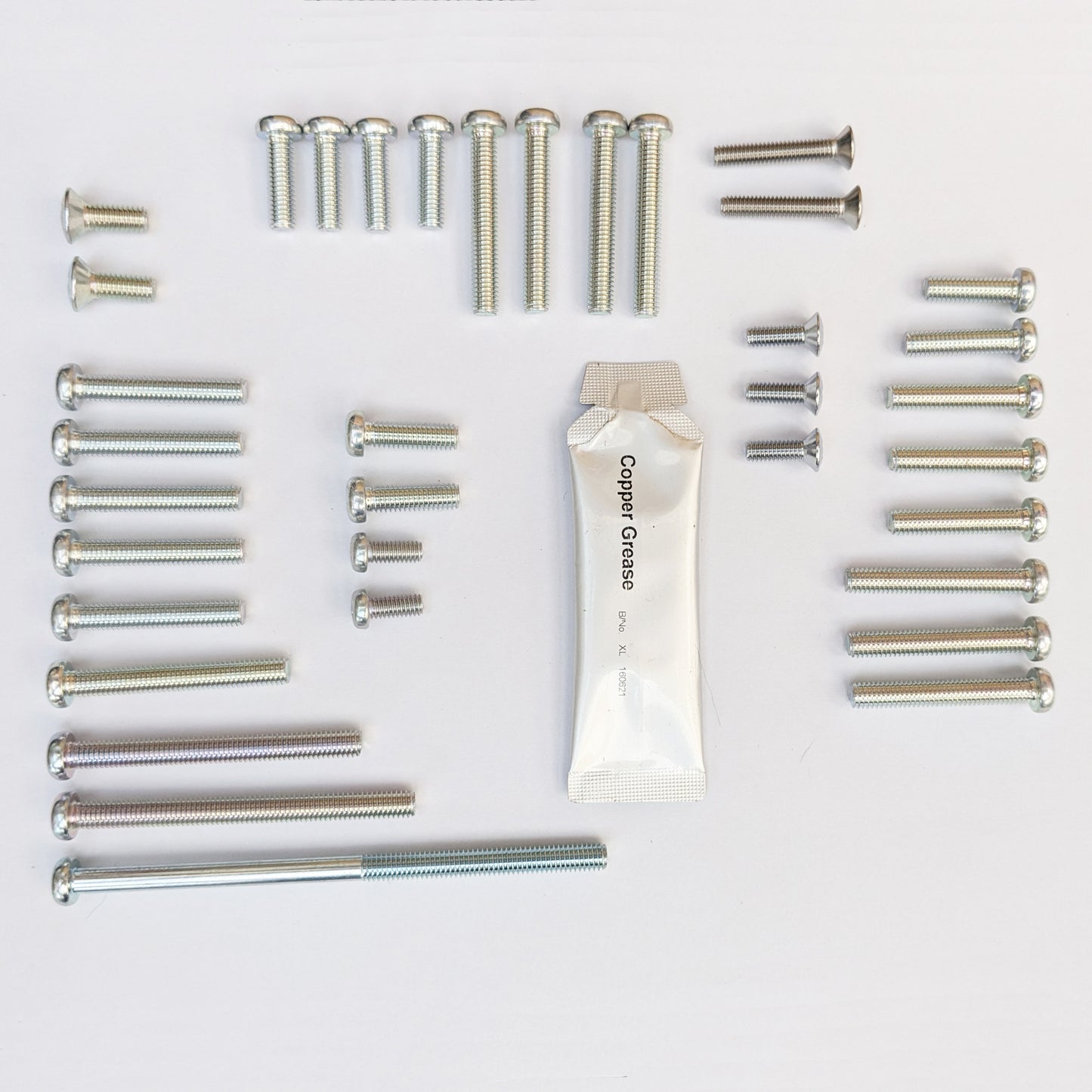 Honda CB77 1960-64 Zinc JIS Engine Casing Kit ( inc. M5-0.9 oval countersunk)