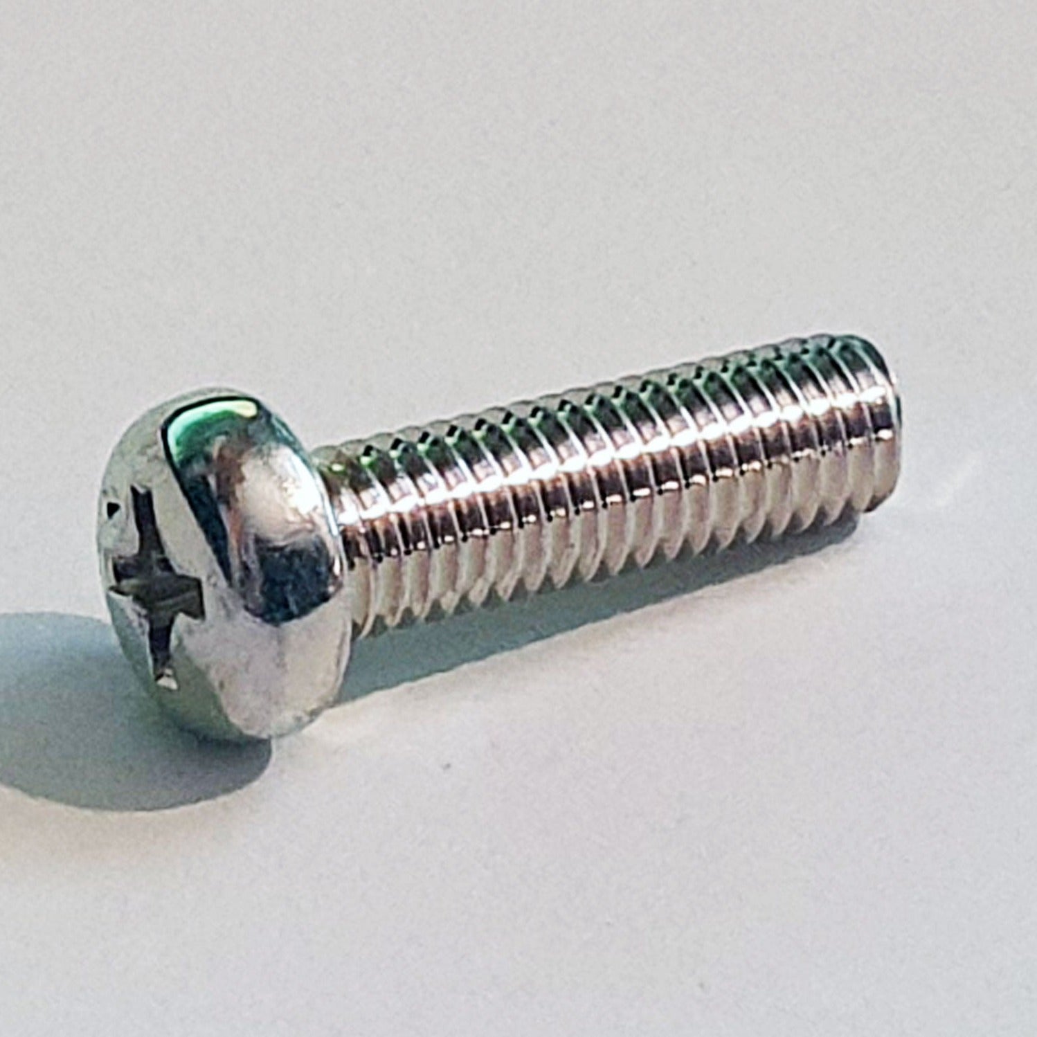 M5 x 18 Phil Pan Trivalent White Cr-3 JIS 220B0518 02112-05188 93500-050180A 98580-05018