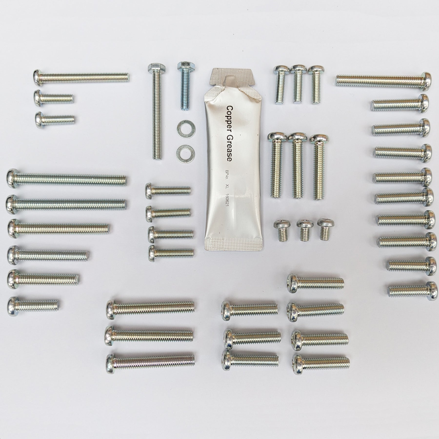 SUZUKI GT750 1972 1973 1974 1975 1976 1977 (J) (K) (L) (M) (A) (B)
JIS Zinc Screw Engine Case Kit