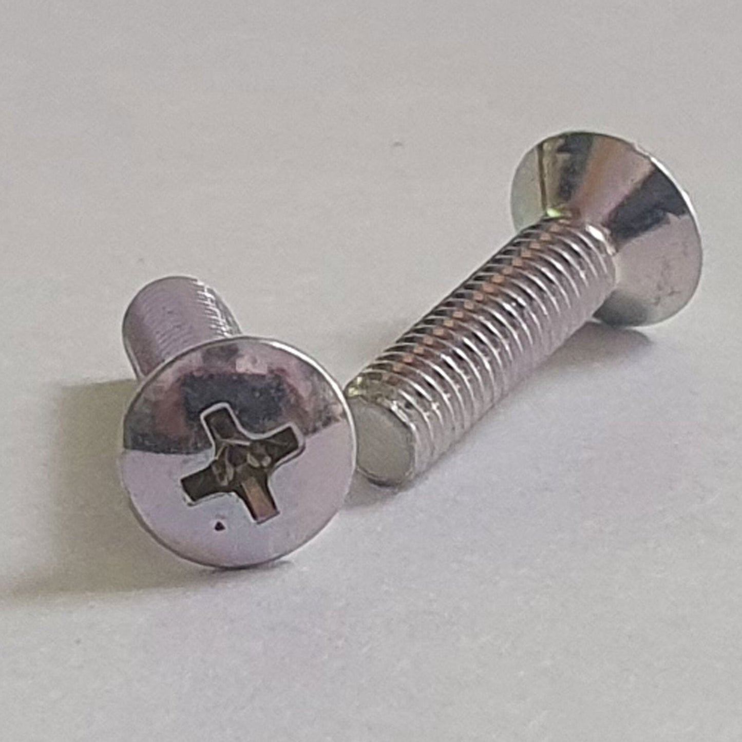 222R0520 M5x20 Round Oval Countersunk Head Stainless Steel JIS