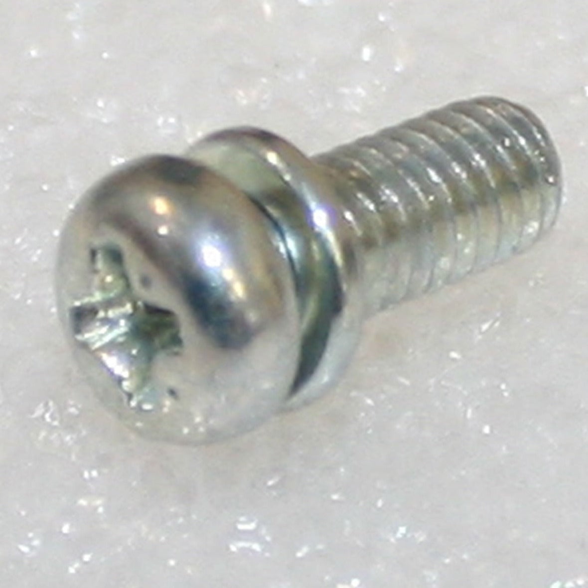 M5 x 10 Phil Pan Head Screw w/Spring Washer Trivalent White ZnCr-3 JIS 223B0510
