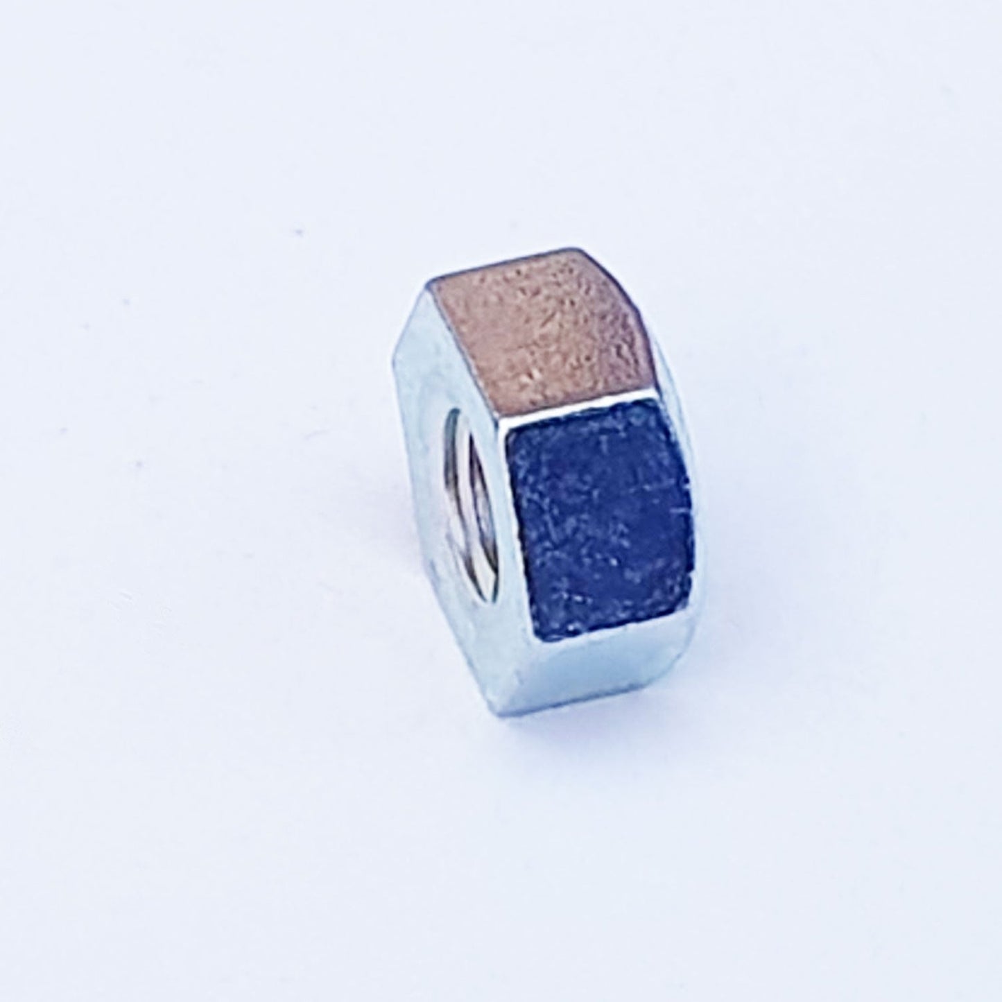 M4-(0.75)  Hex Nut Class 1 Former JIS 0.75 Pitch Trivalent White Cr-3