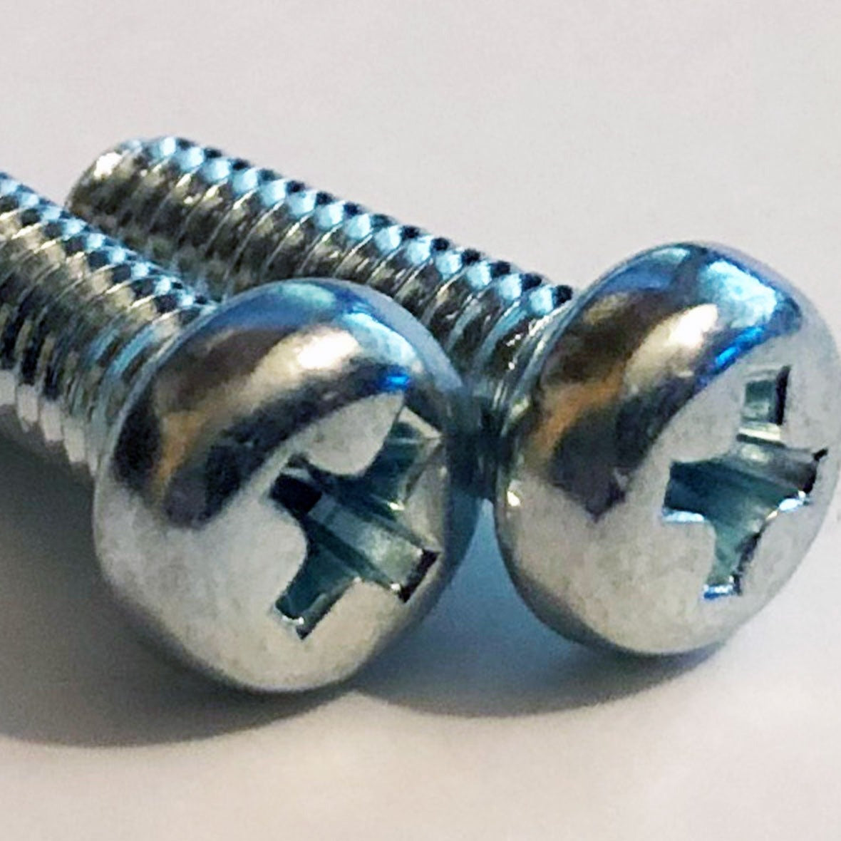 M5x35 M5-(0.9) x 35 Phil Pan Head Screw Former JIS 0.9 Pitch Trivalent White Cr-3